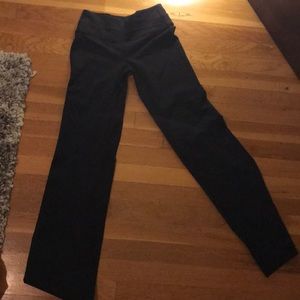 NEVER WORN! Lululemon pants size 4